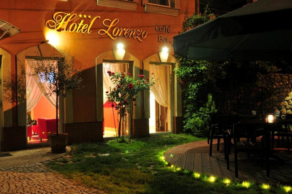 Hotel Lorenzo Krasków Εξωτερικό φωτογραφία